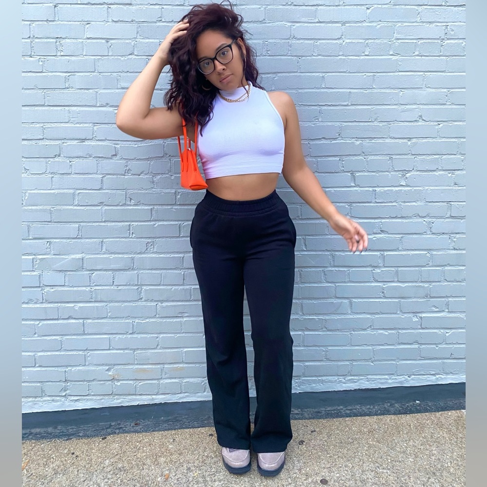 Meet your Posher, Jasmine